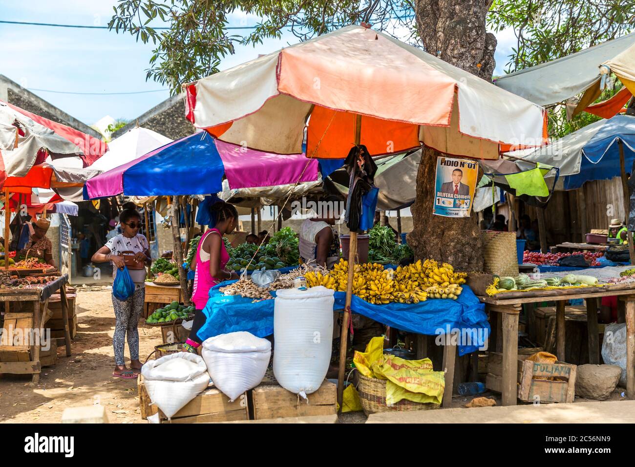 Fruit and vegetable market, street scene in Andoany, Hell-Ville, Nosy Bé Island, Madagascar, Africa, Indian Ocean Stock Photo