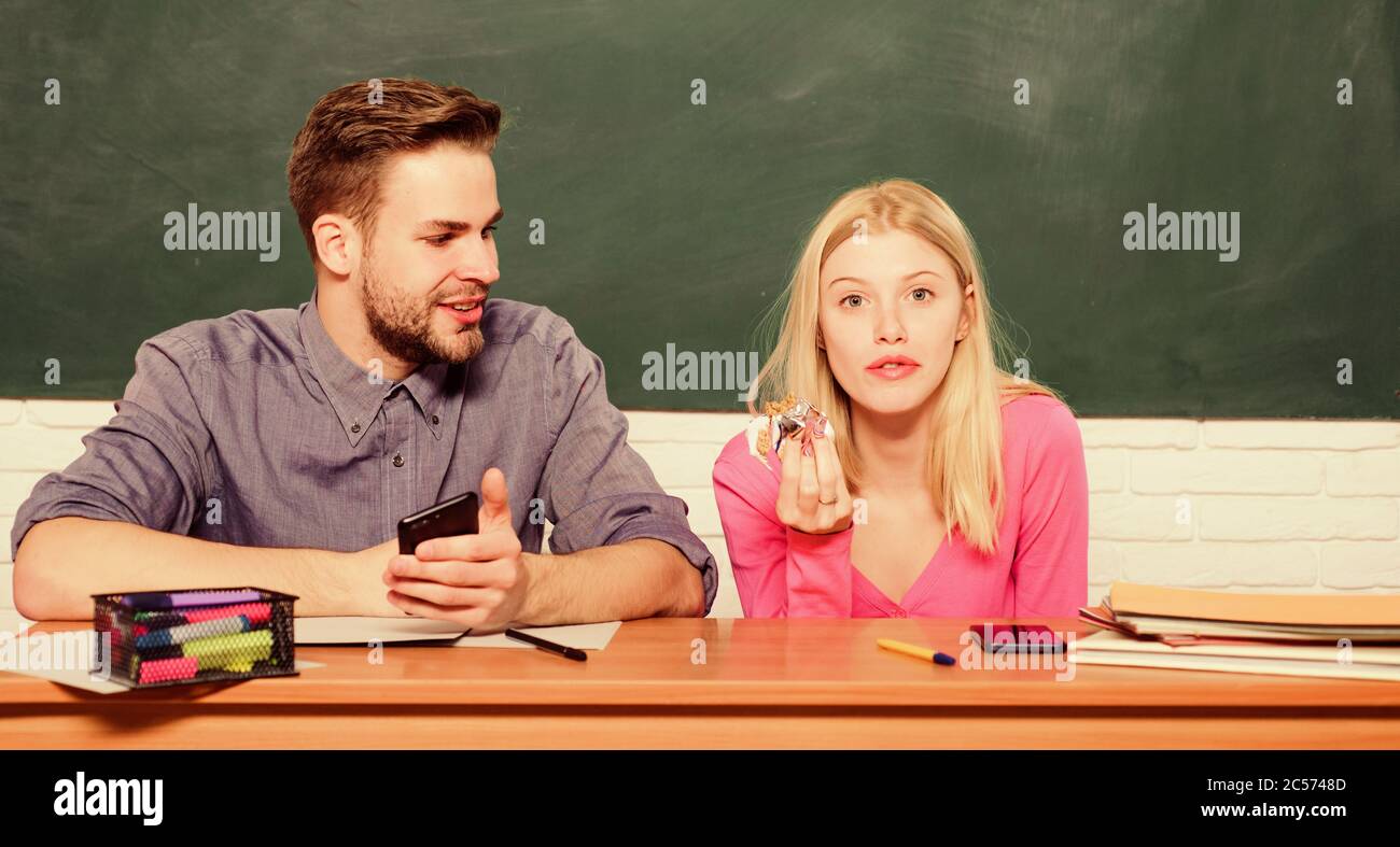 Is your friend a student. Отношение к учителю. университет френдс. какие у тебя отношения с учителями. search friend pupil.