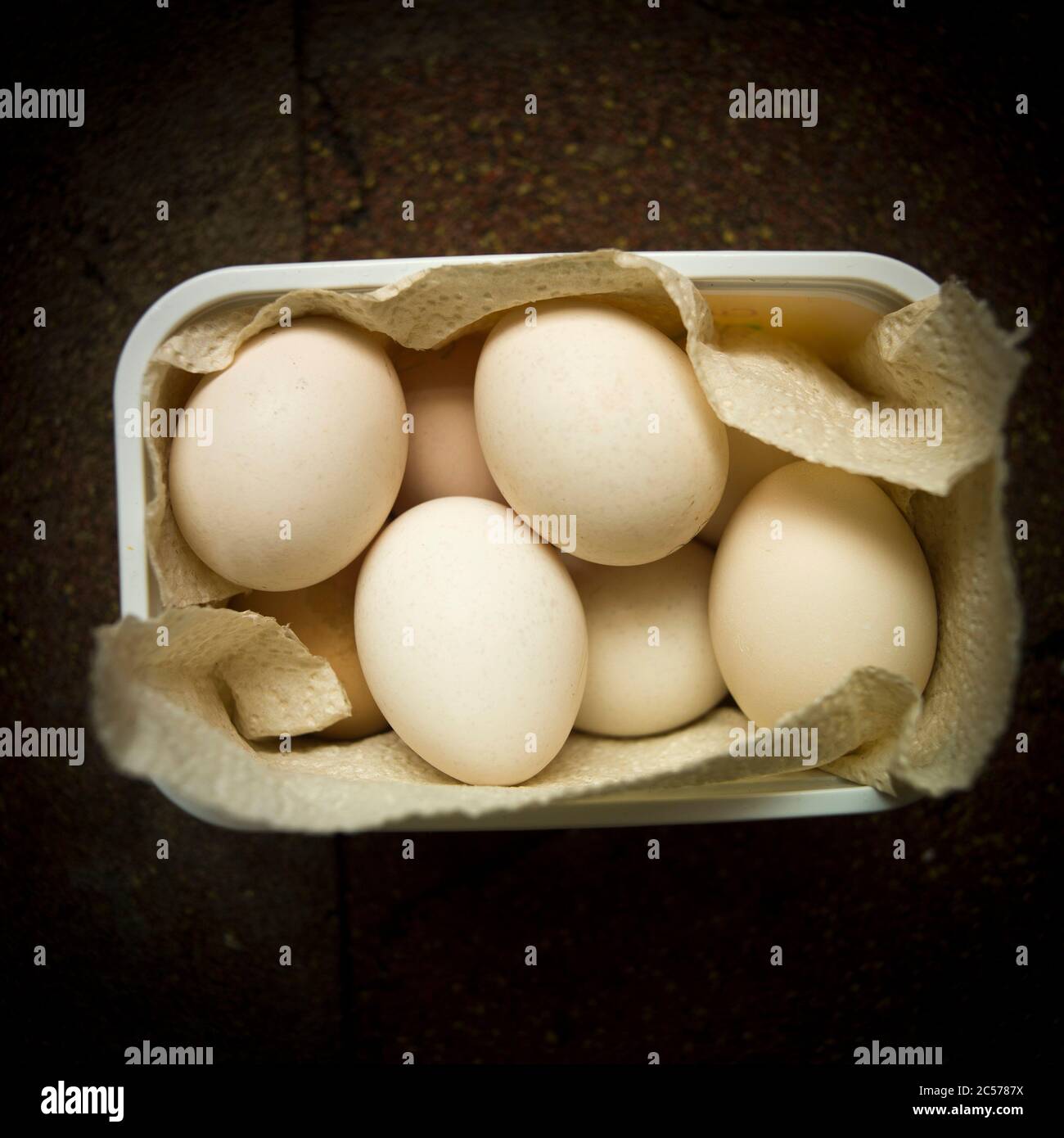 Spoiled egg hi-res stock photography and images - Alamy