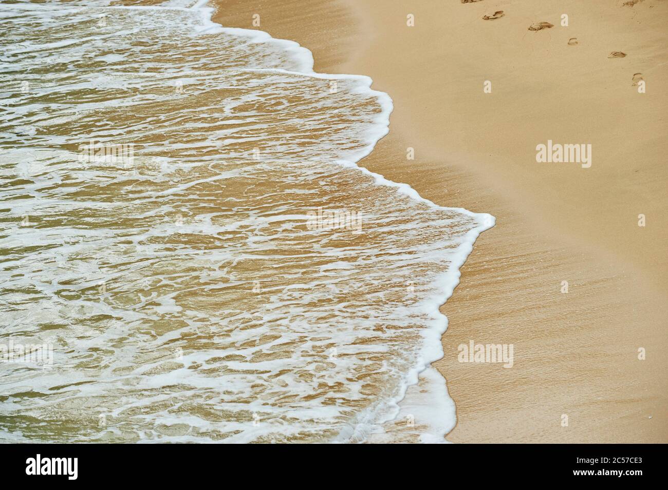 Running waves on the sandy beach, Makapu?u Beach on Oahu, North Coast, Hawaiian Island of Oahu, Oahu, Hawaii, Aloha State, USA Stock Photo