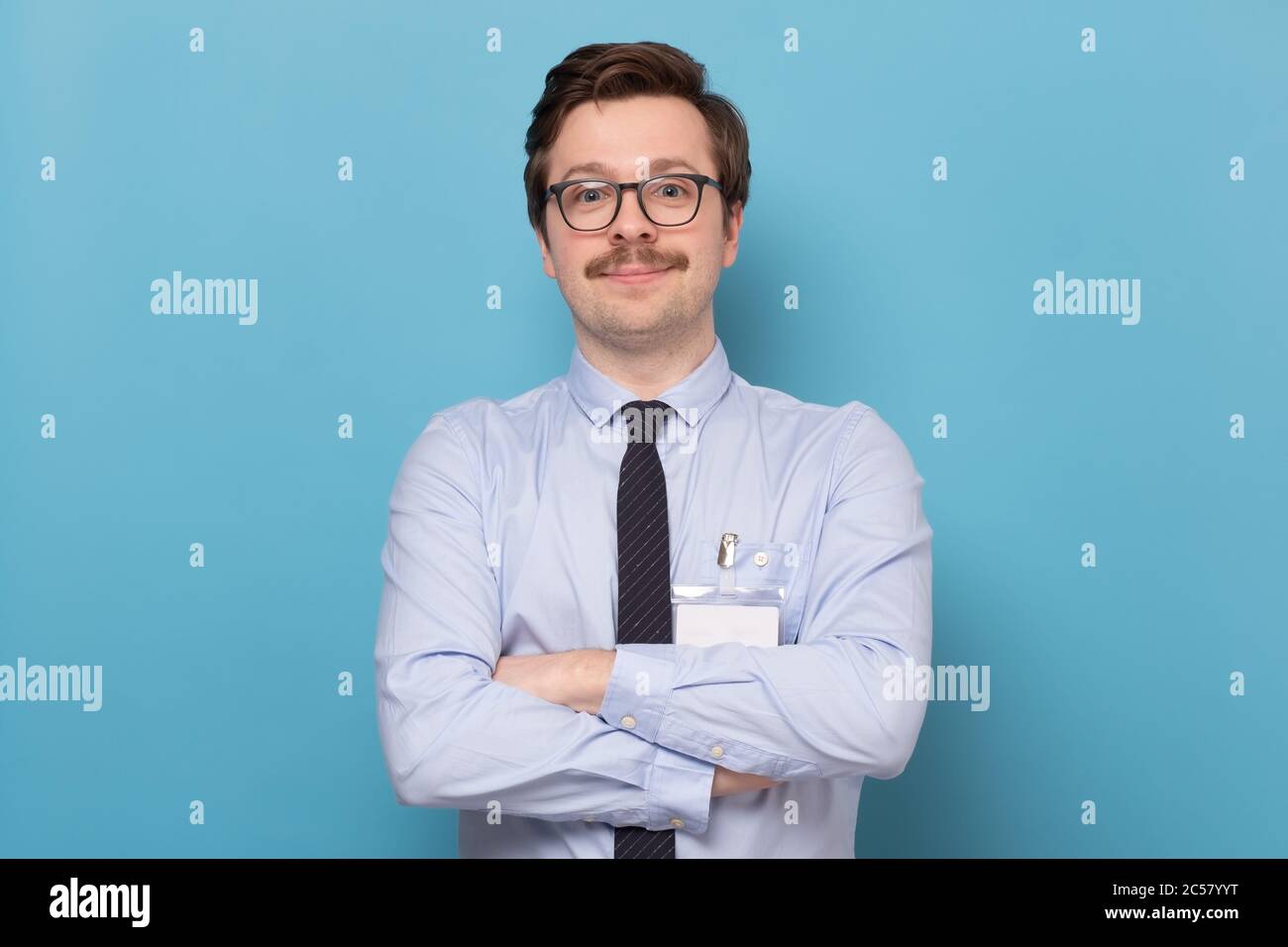 Handsome confident man in suit hi-res stock photography and images - Alamy