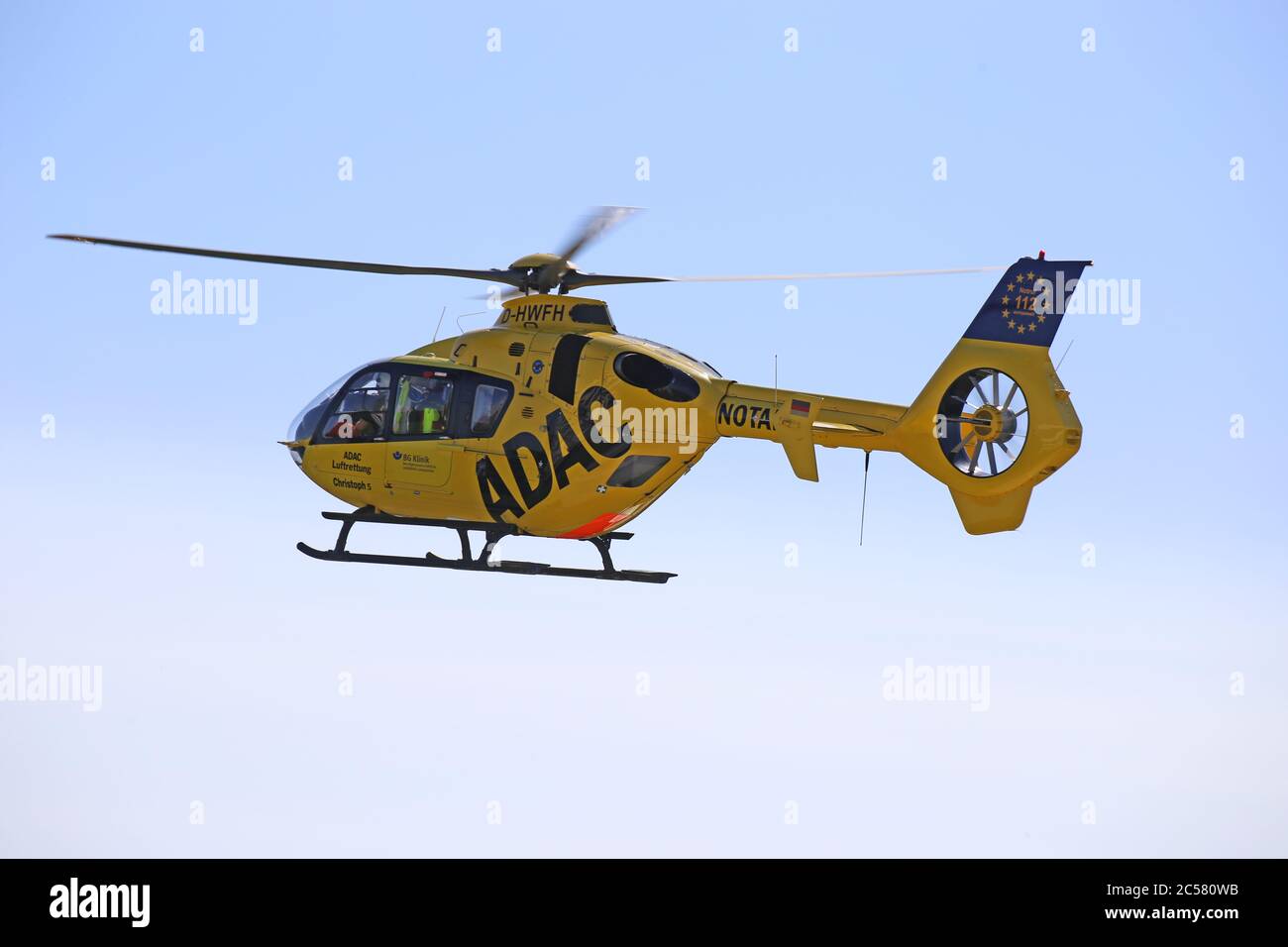 Rettungshubschrauber „Christoph 5“, Standort BG-Klinik Ludwigshafen im Einsatz - Rescue helicopter 'Christoph 5', Ludwigshafen Germany Stock Photo