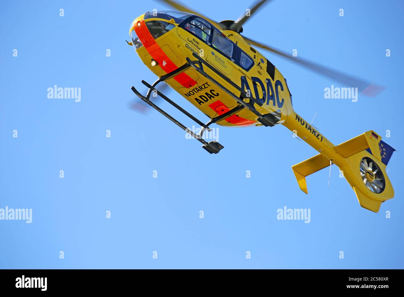 Rettungshubschrauber „Christoph 5“, Standort BG-Klinik Ludwigshafen im Einsatz - Rescue helicopter "Christoph 5", Ludwigshafen Germany Stock Photo