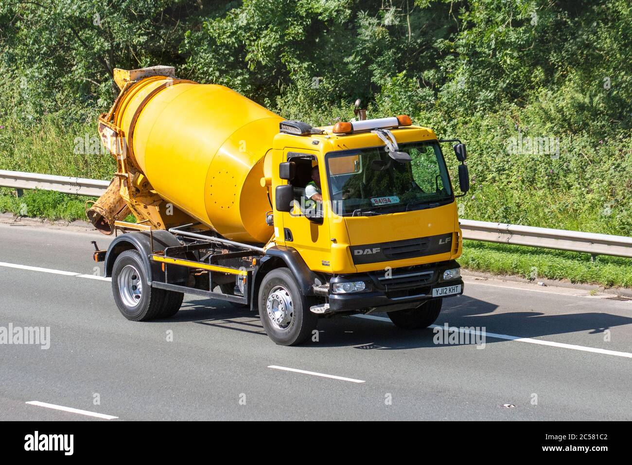 Concrete Mixer Lorry High Resolution Stock Photography and Images Alamy