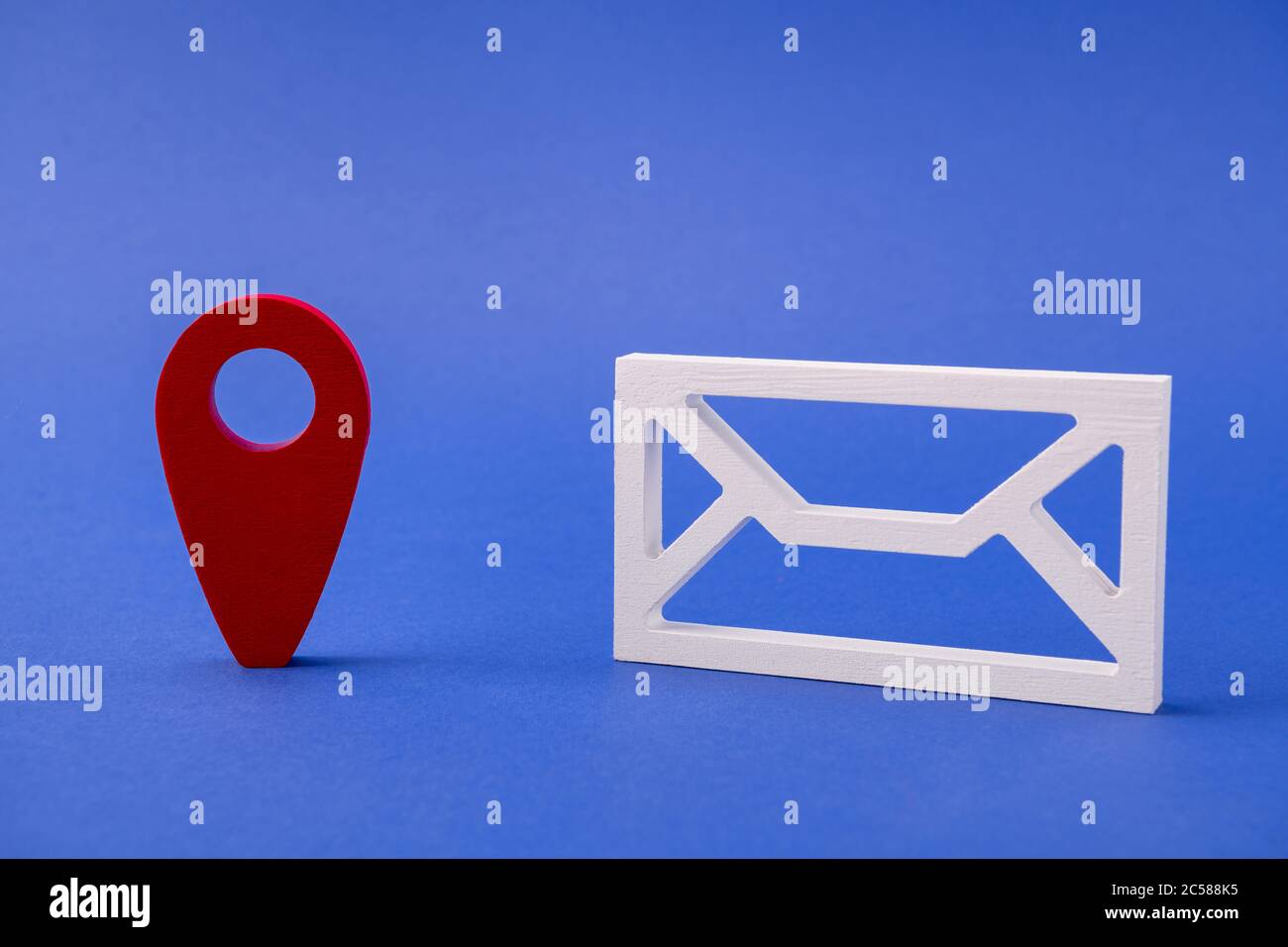 Figure of mail box inbox outbox get receive send message wi-fi gps ...