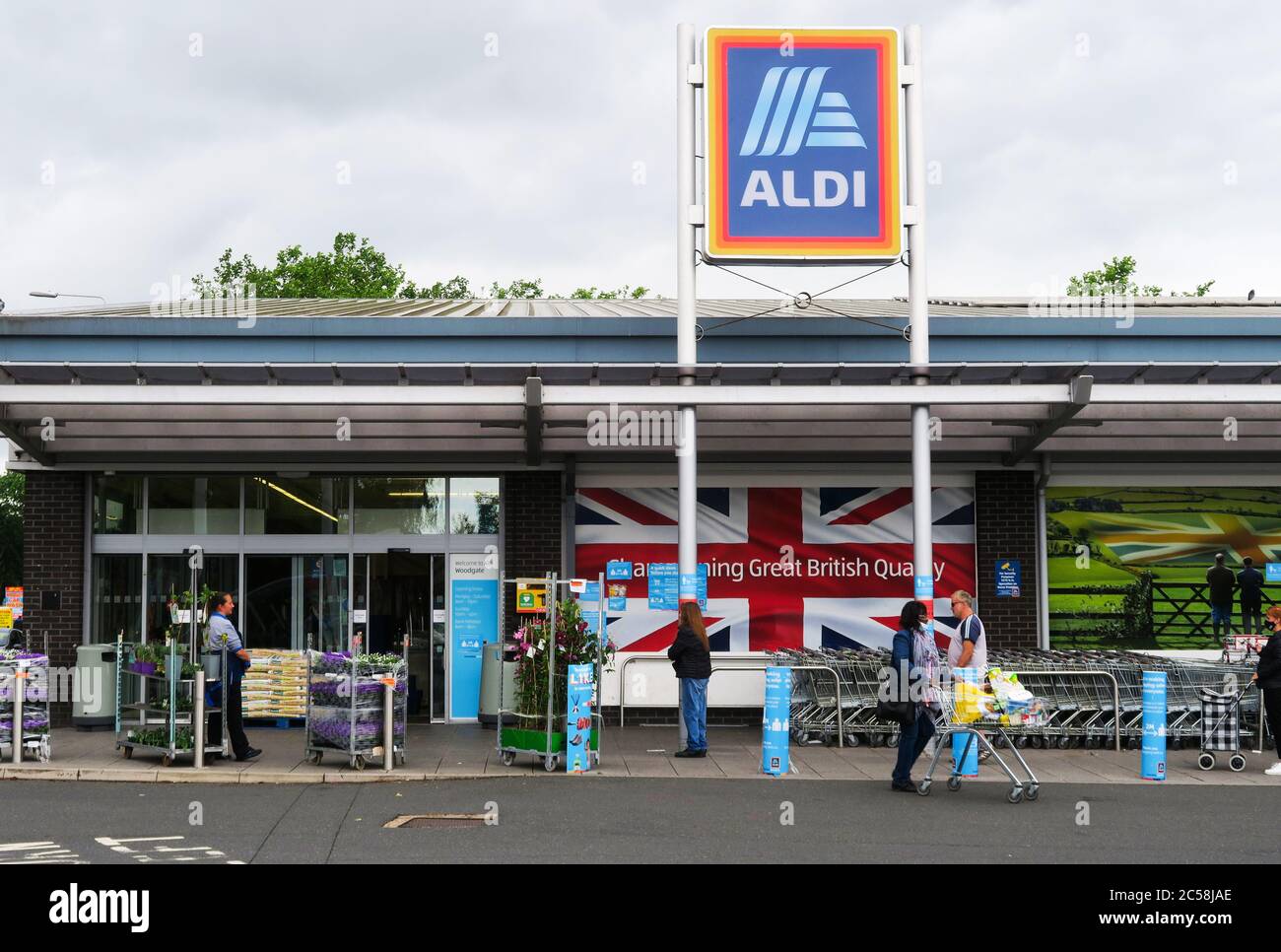 Aldi woodgate hires stock photography and images Alamy