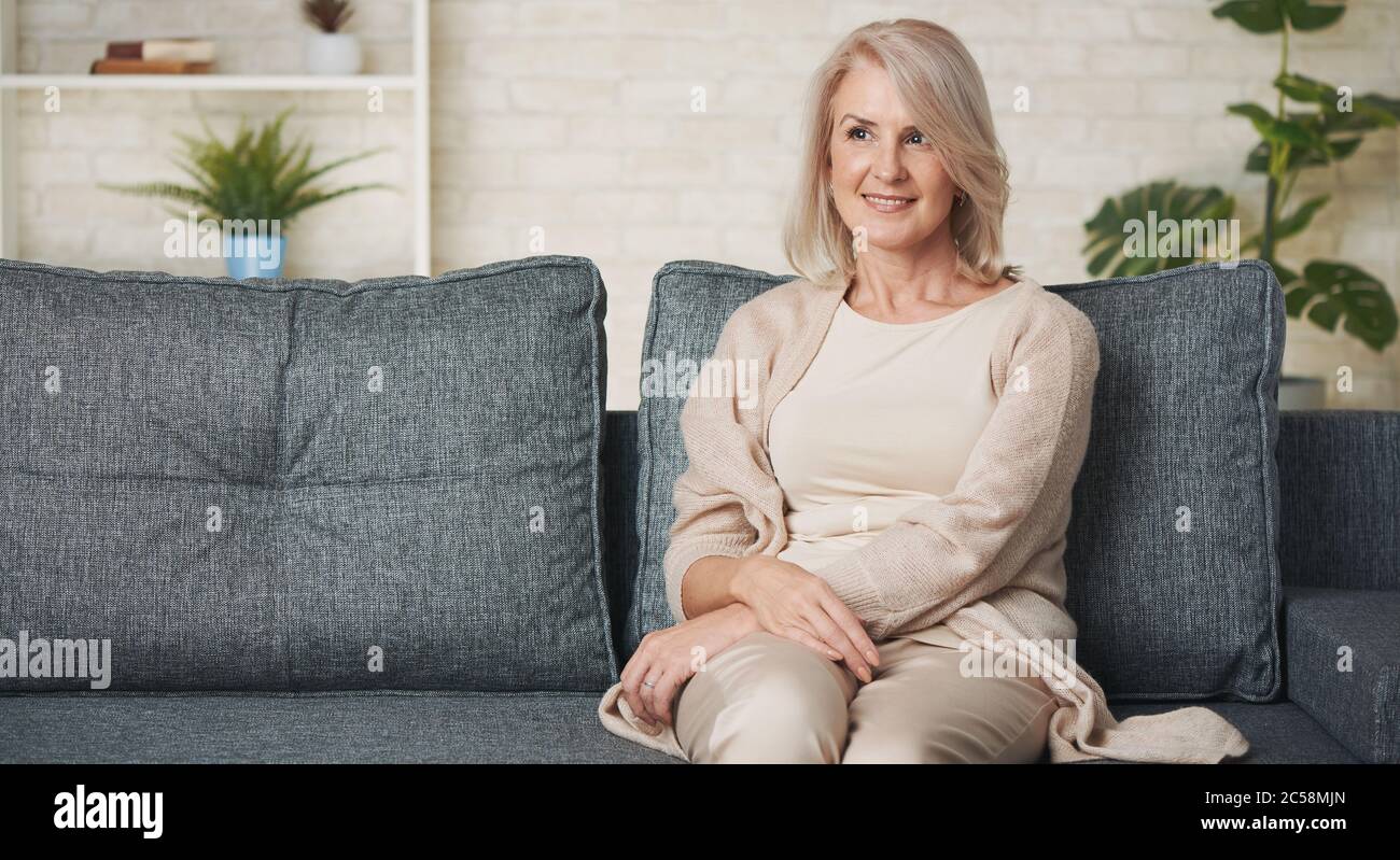 Portrait of older woman hi-res stock photography and images - Alamy