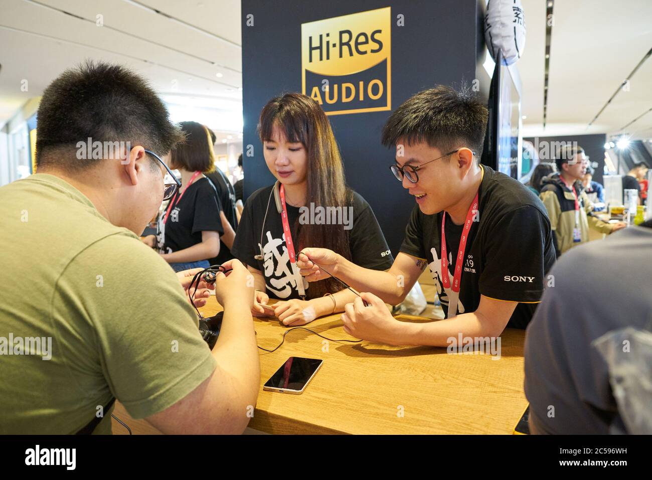 Stand hi res hi-res stock photography and images - Alamy