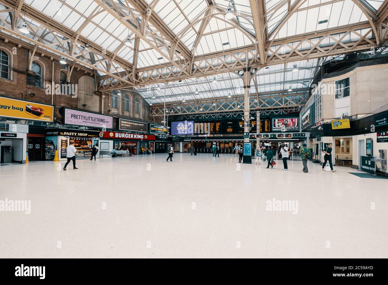 The Charing Cross railway station in central London Stock Photo Alamy