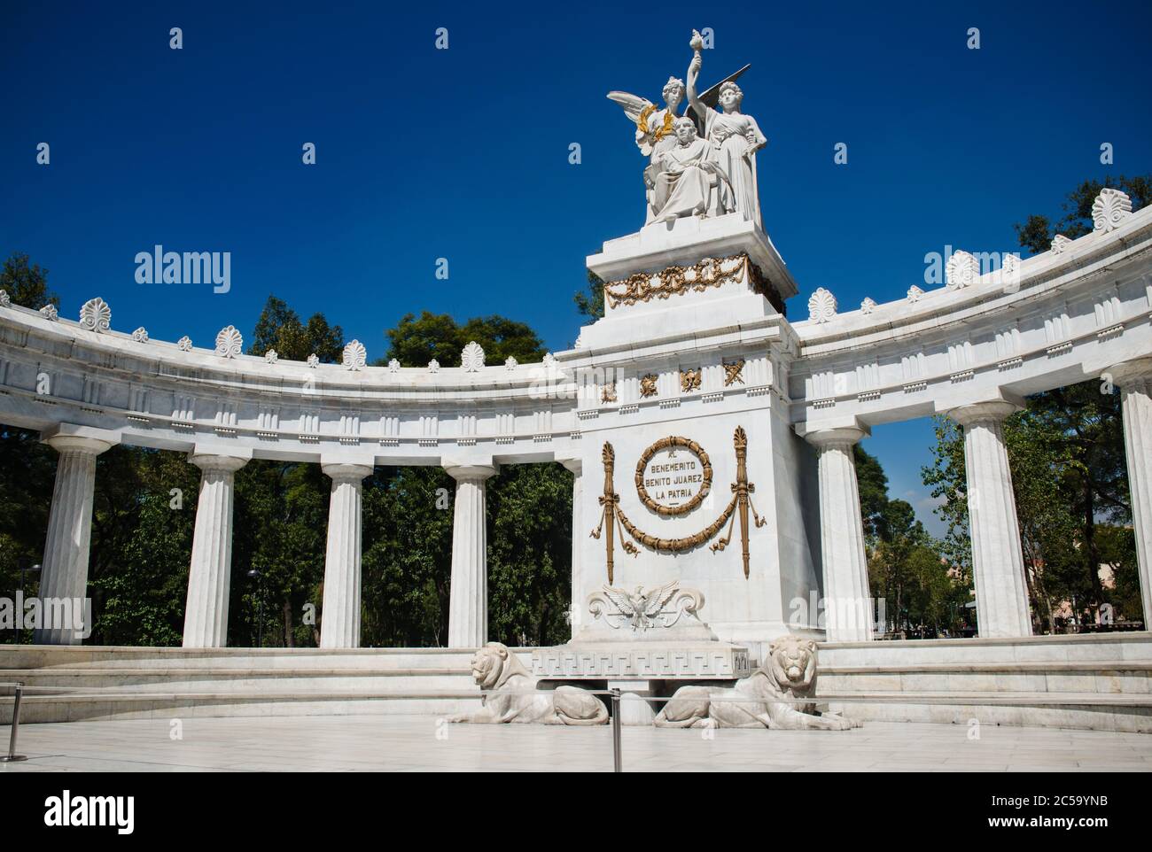 monument in front of colonnade, Hemiciclo a Benito Juarez, Mexico city, Mexico Stock Photo