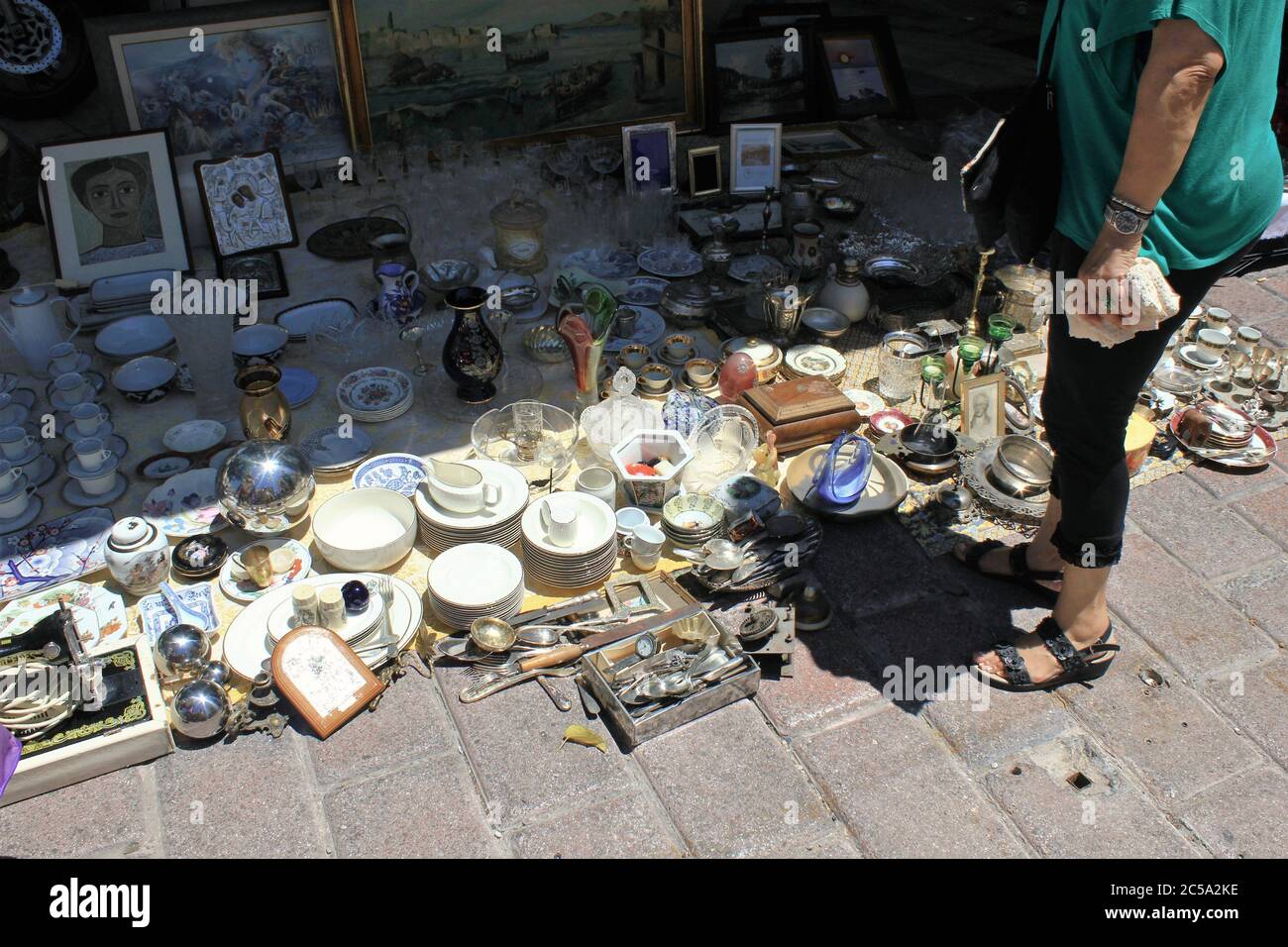 Greek street vendor hi-res stock photography and images - Page 3 - Alamy