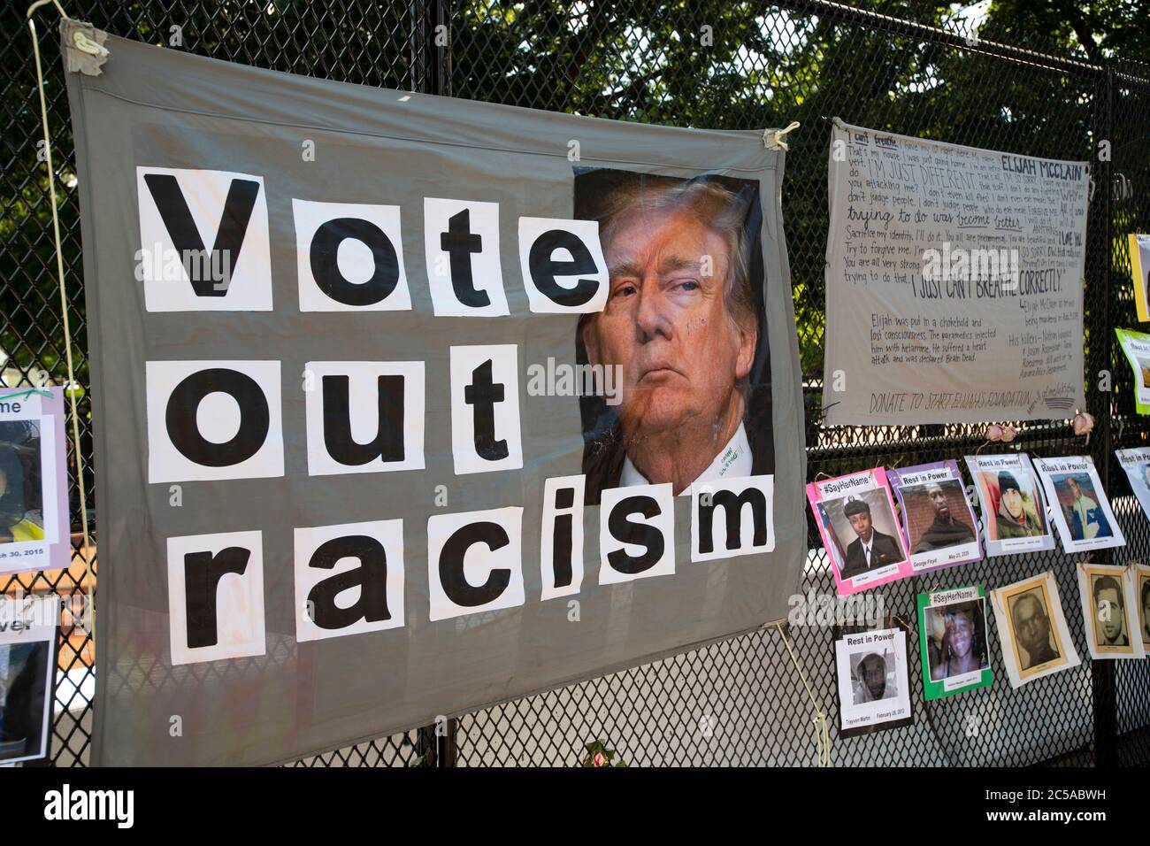 USA Washington DC protest signs against racism attached to a temporary fence around Lafayette Square Stock Photo