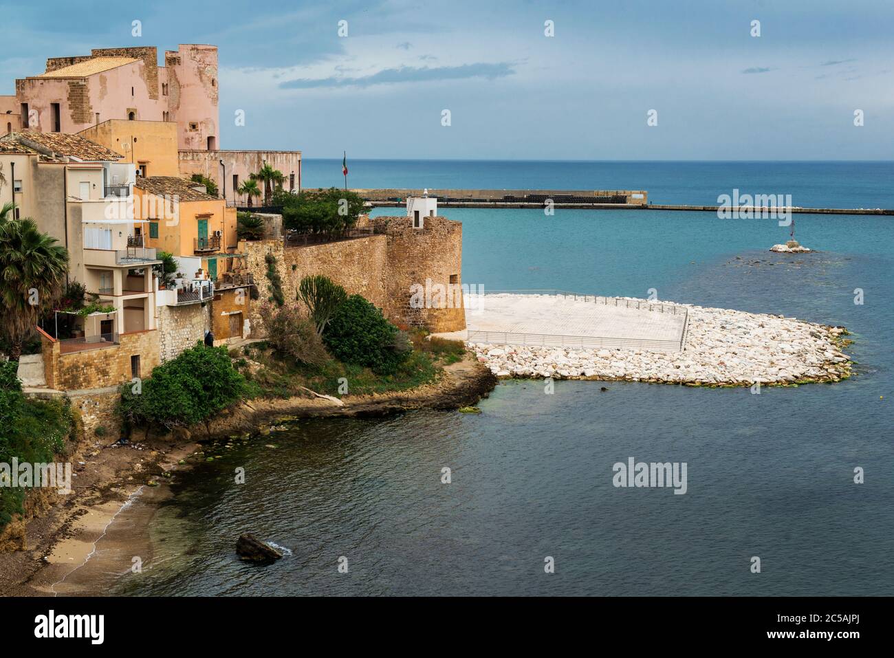 Norman Arab Castle, Castello Arabo-Normanno, Medieval Fortress, Castellammare  del Golfo, Sicily, Italy Stock Photo - Alamy