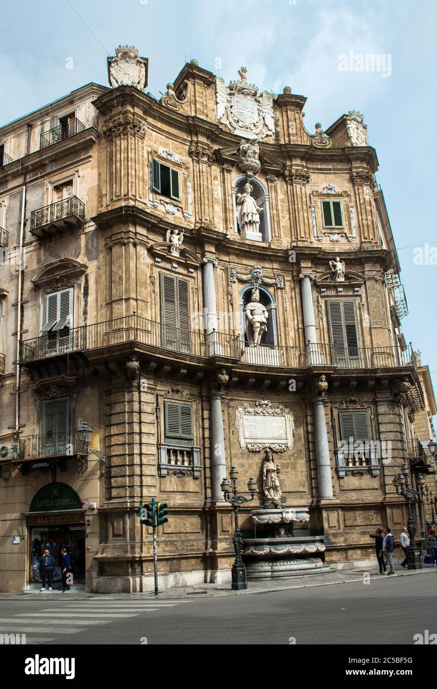 Quattro Canti - Four Corners, officially known as Piazza Vigliena, is a Baroque square in Palermo, Sicily, Italy Stock Photo