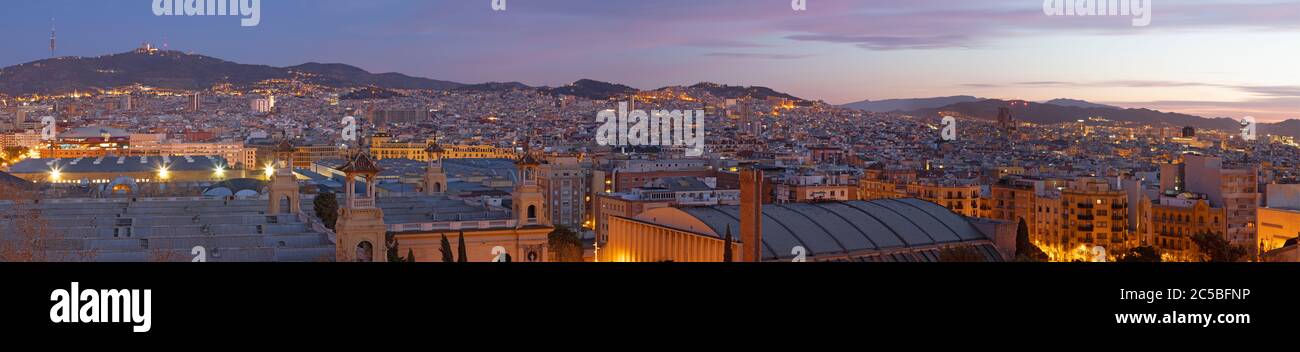 Barcelona cityscape skyline hi-res stock photography and images - Alamy