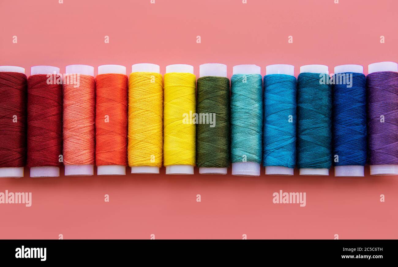 Sewing threads retro hi-res stock photography and images - Page 3 - Alamy