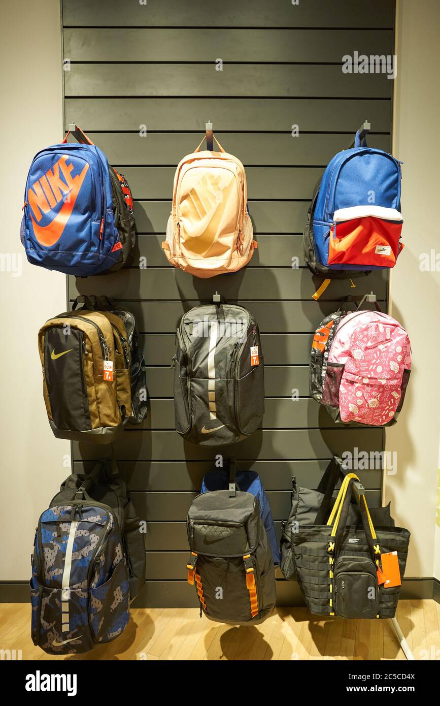 nike store bags