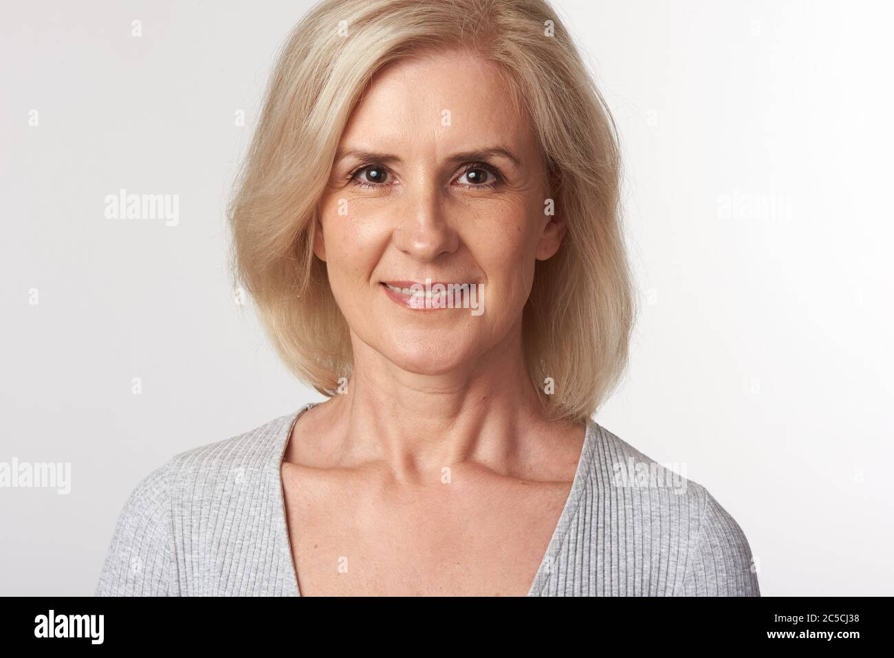 Attractive middle aged blonde woman hi-res stock photography and images ...
