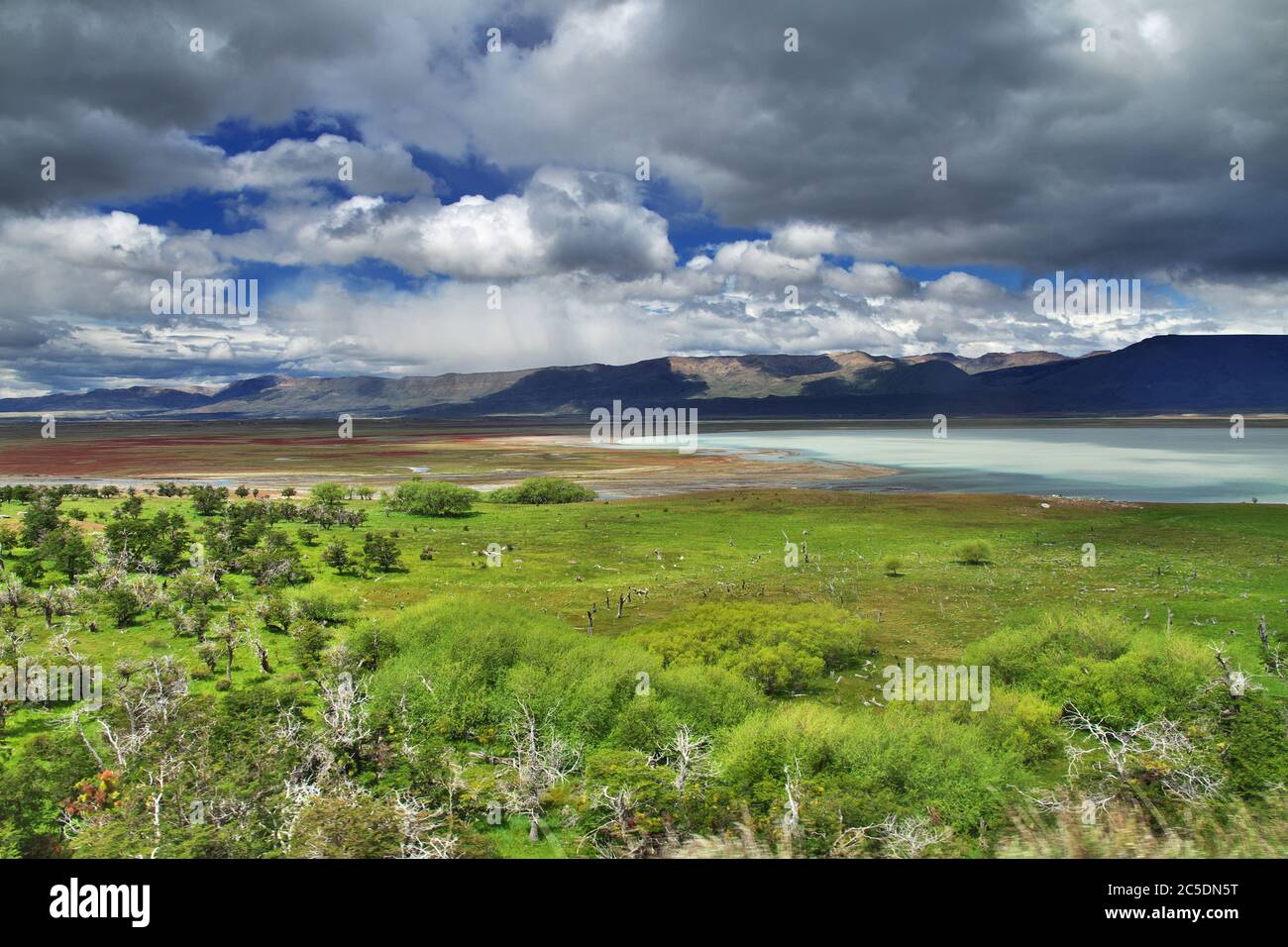 Lago argentino lake in El Calafate, Patagonia, Argentina Stock Photo ...