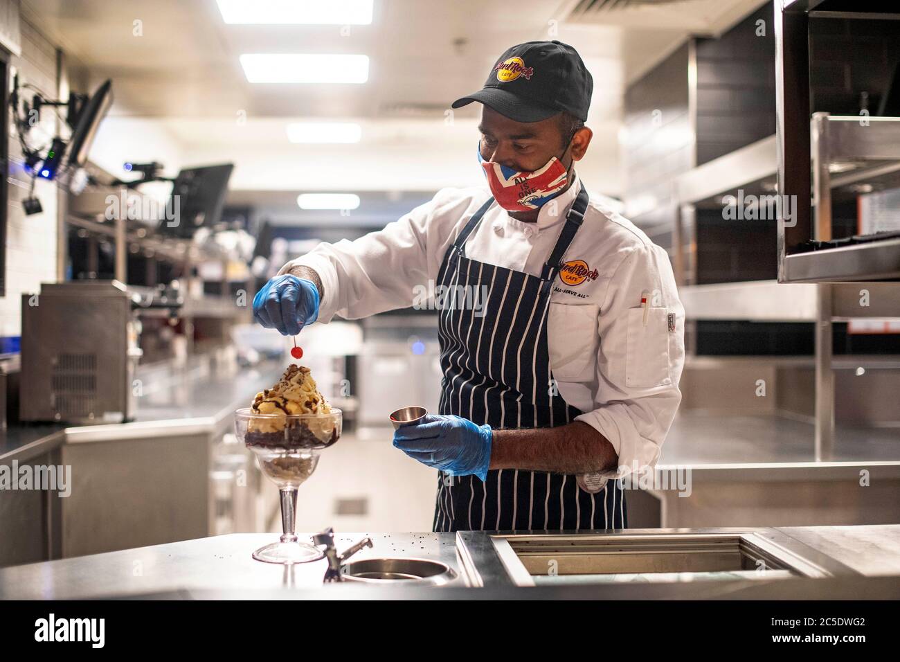 Thu jul 2 hires stock photography and images Alamy