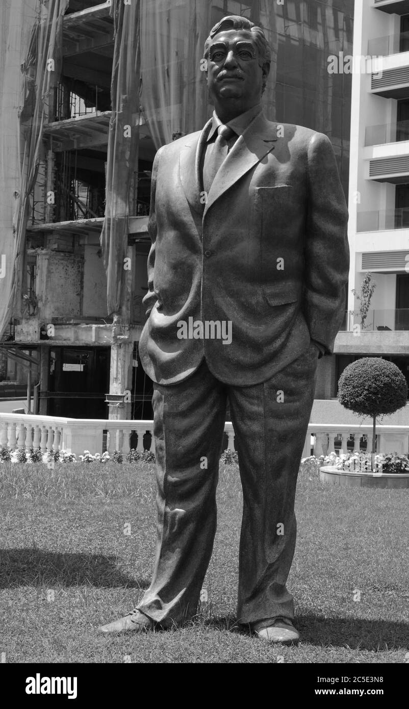 Statue of Lebanons murderd former minister president Rafik Hariri at his monument in the center of Beirut City. Stock Photo