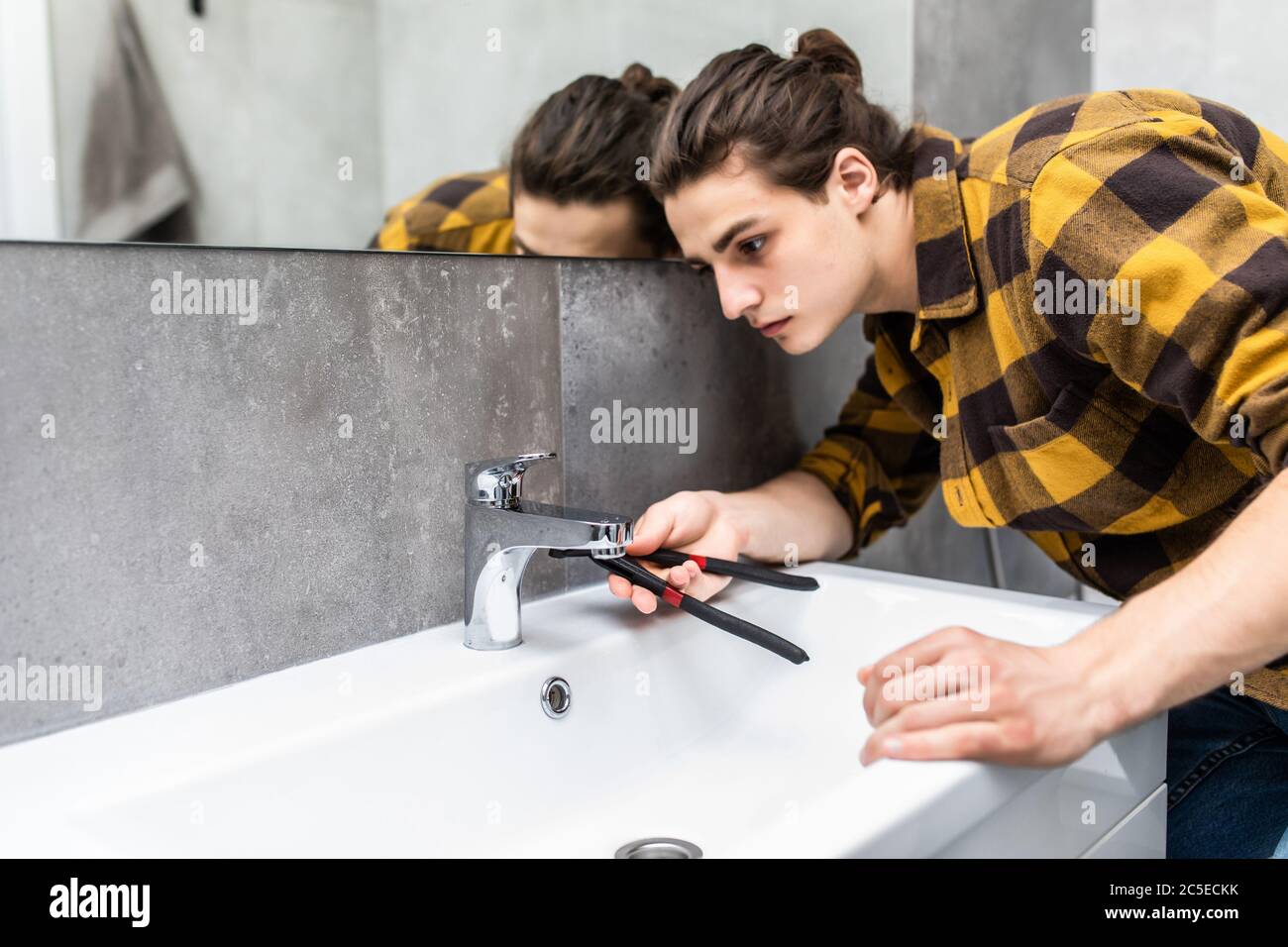 Plumber water tap deals