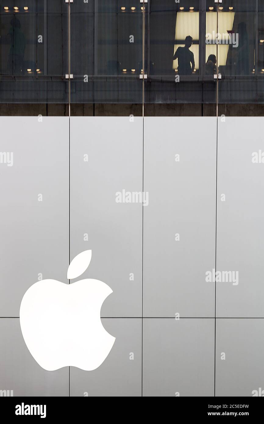 TOKYO, JAPAN - 24 JUNE 2016: The iconic Apple logo on the Tokyo Apple store in Ginza. Apple stores are preparing for the launch of the new iPhone 7 on Stock Photo