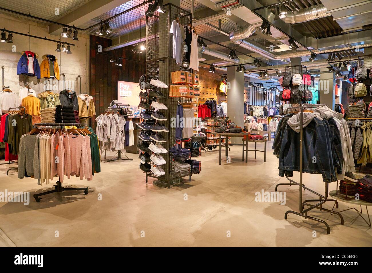 Superdry Store Shop High Resolution Stock Photography and Images - Page 2 -  Alamy