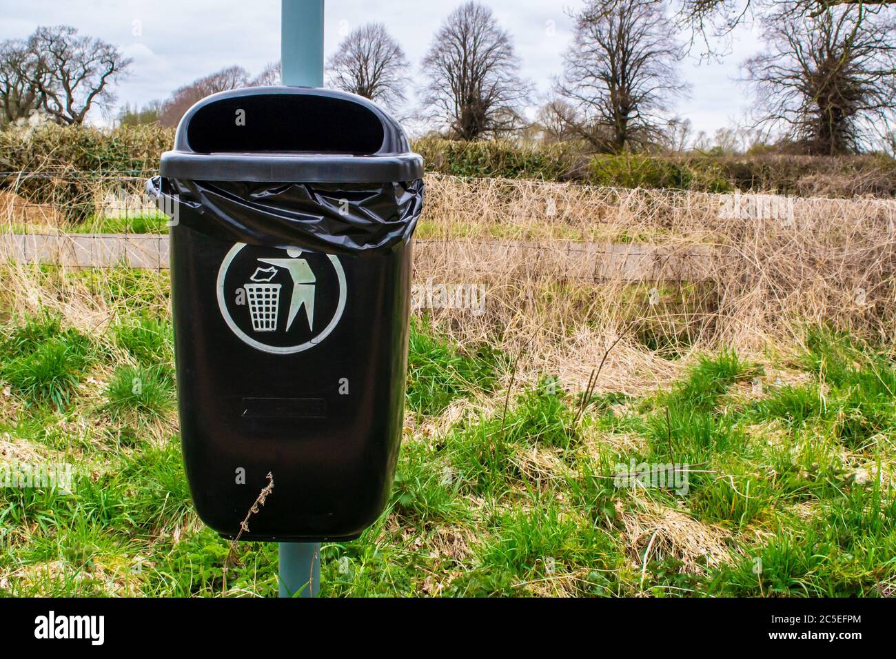 Dog poo waste in rubbish bin hires stock photography and images Alamy