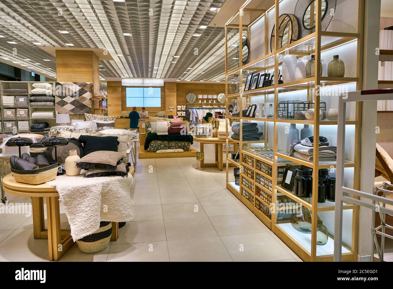 BERLIN, GERMANY - CIRCA SEPTEMBER, 2019: interior shot of Zara Home store  in Mall of Berlin Stock Photo - Alamy