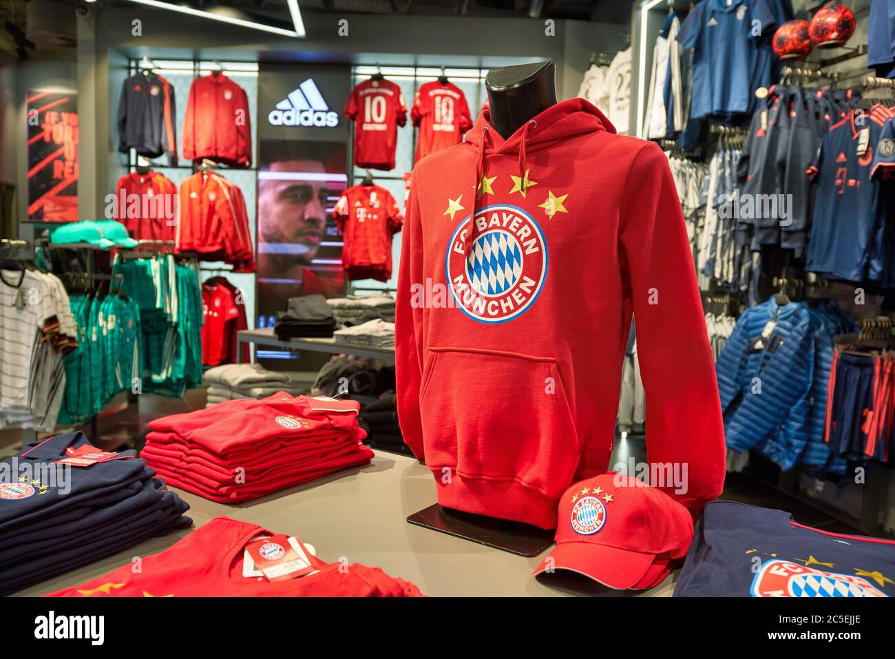 MUNICH, GERMANY - CIRCA JANUARY, 2020: interior shot of FC Bayern Munchen  Fan-shop in Munich Airport Stock Photo - Alamy