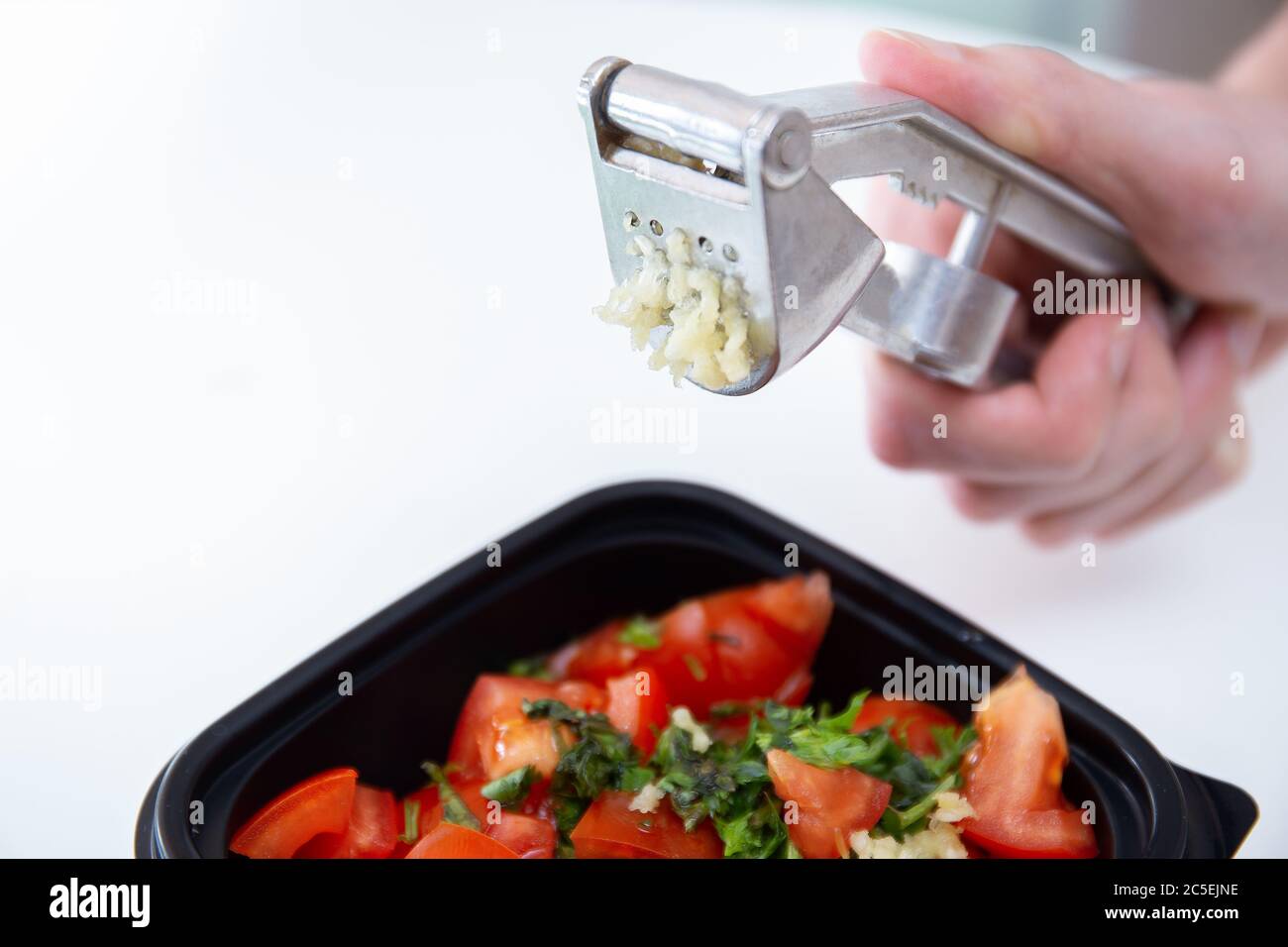 Garlic crusher hi-res stock photography and images - Alamy