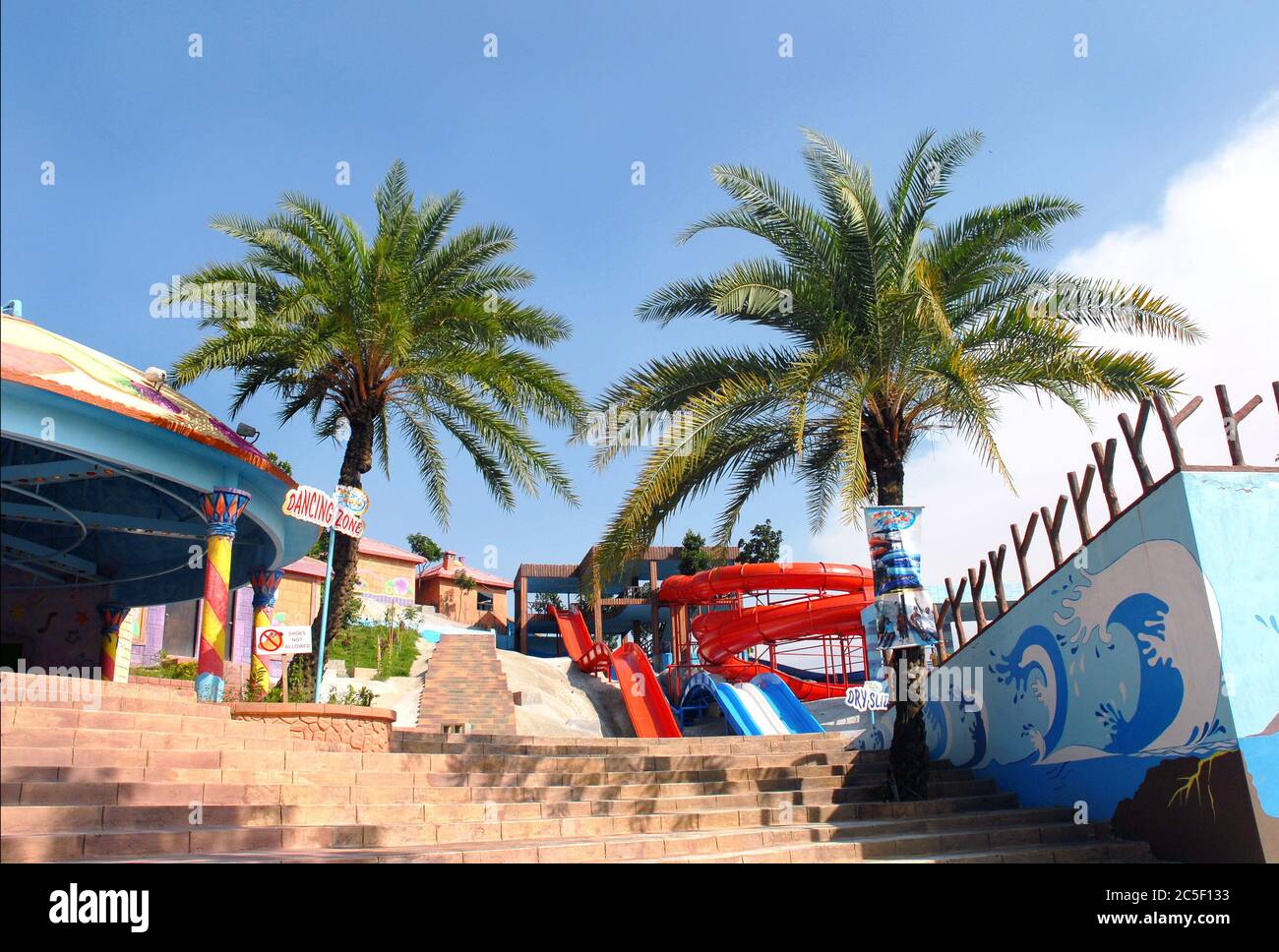 An amusement park known as Sea World in Foy’s Lake in Chittagong, Bangladesh. September 20, 2007. Stock Photo