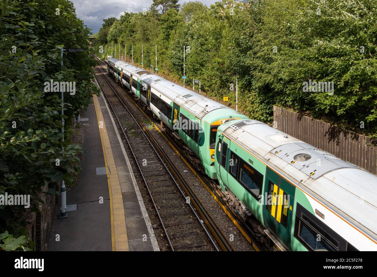 East Grinstead Line West grinstead railway track hi-res stock photography and images - Alamy