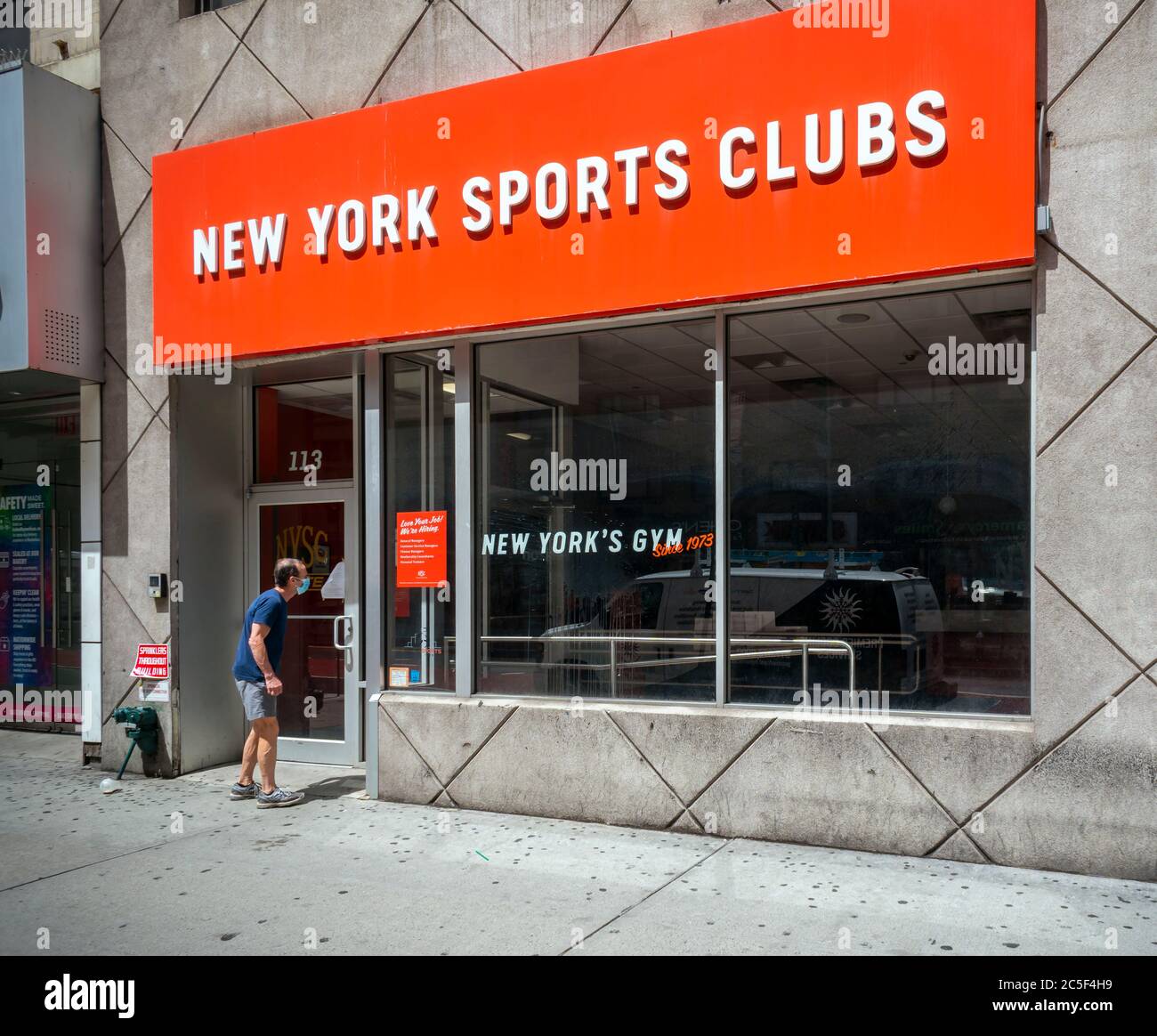 Closed New York Sports Club gym during the Covid-19 pandemic in New York on Tuesday, June 30, 2020. Owners of boutique gyms are planning to sue the Cuomo administration to reopen. The struggling gyms were originally part of the Phase 4 reopening but NYS Gov. Andrew Cuomo removed them. (© Richard B. Levine) Stock Photo