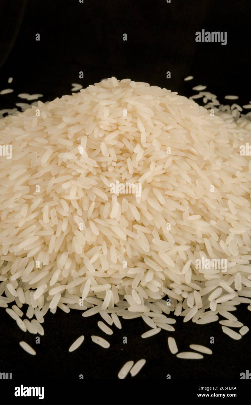 Photo picture of Organic brown rice texture background Stock Photo - Alamy