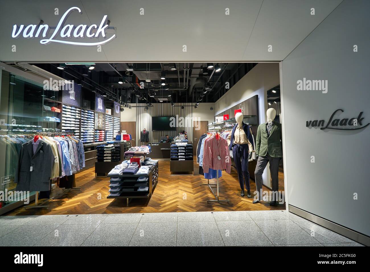 MUNICH, GERMANY - CIRCA JANUARY, 2020: entrance to Van Laack store in  Munich Airport Stock Photo - Alamy