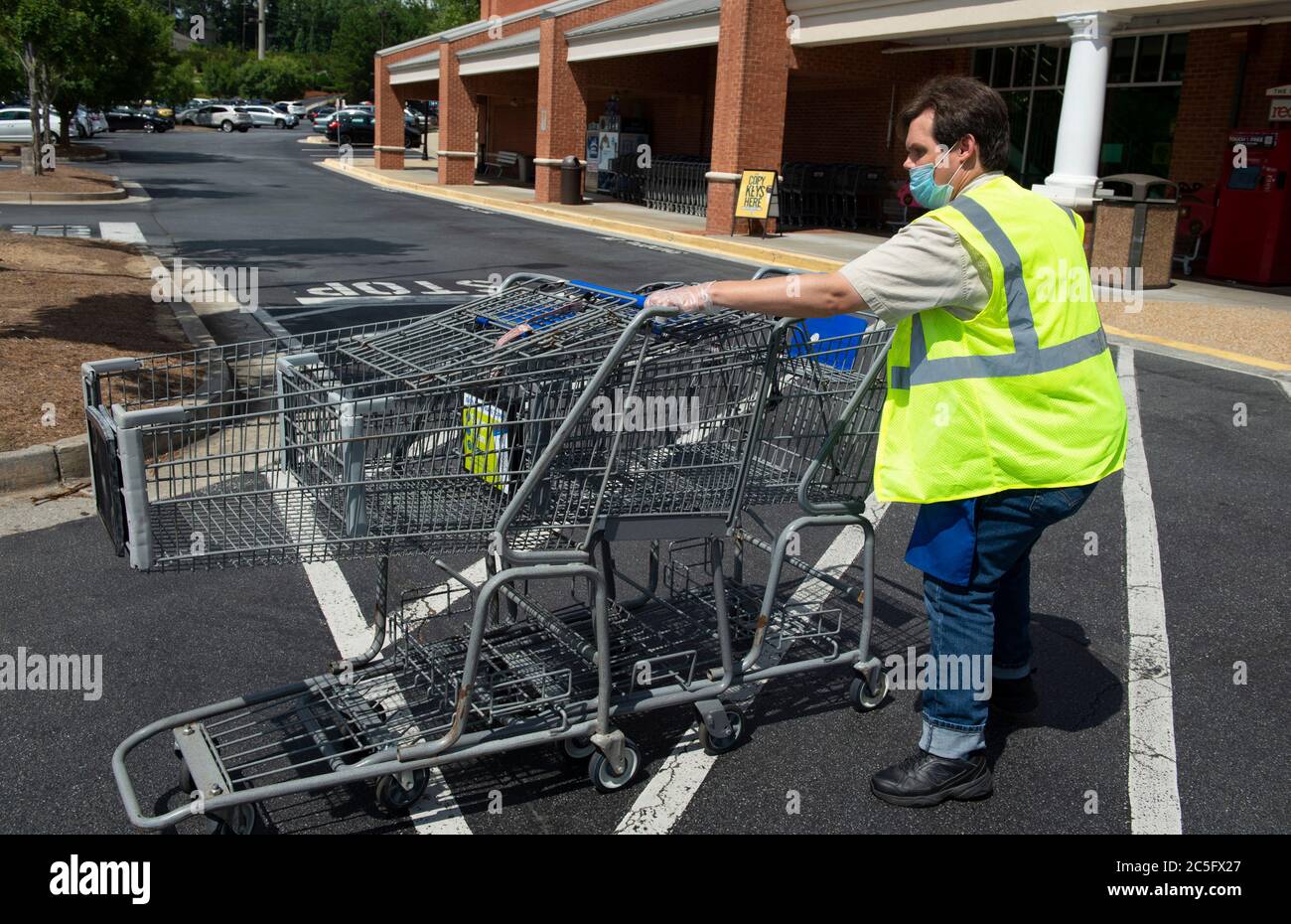 Kroger employee hires stock photography and images Alamy