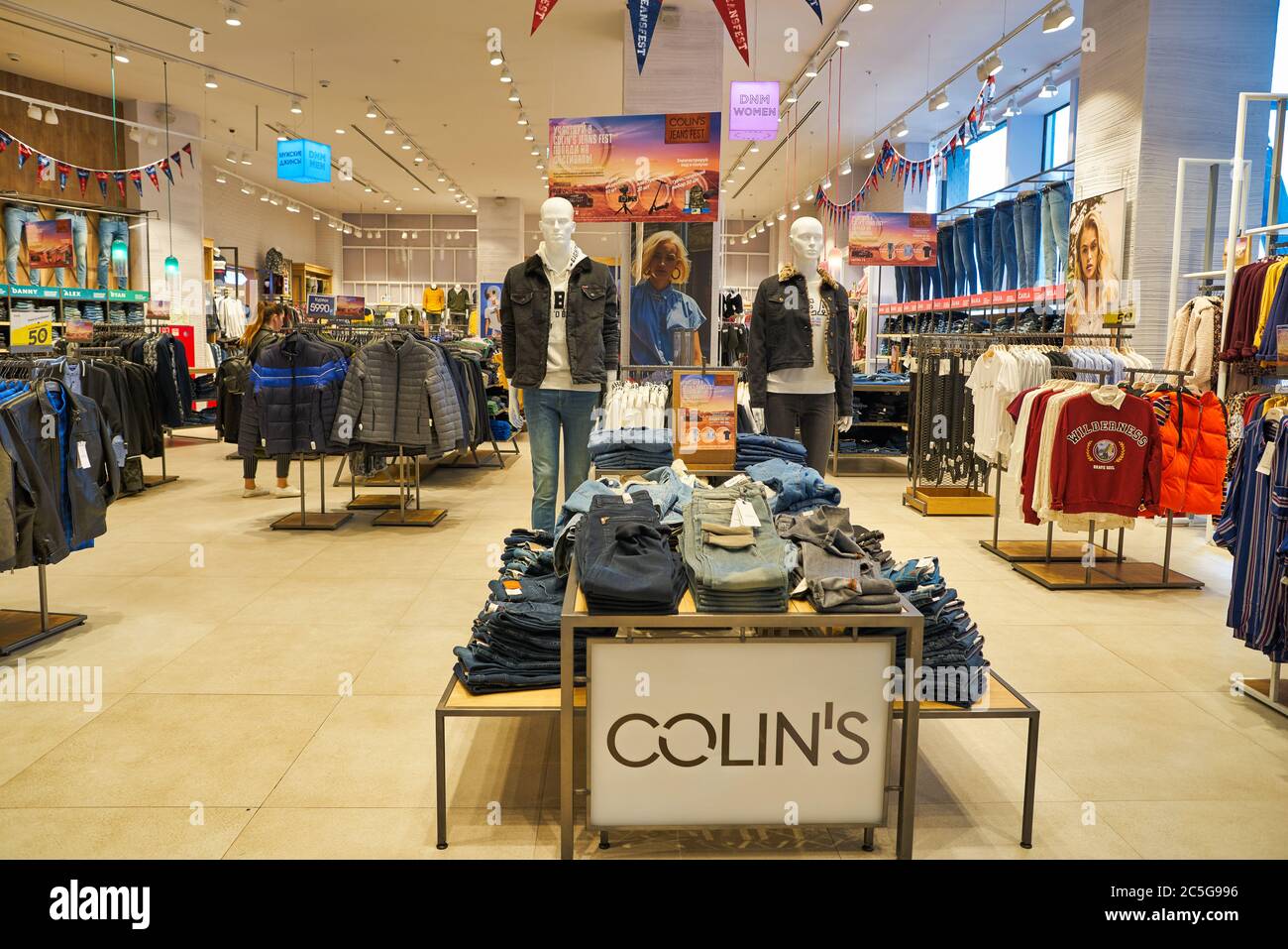 Colins hi-res stock photography and images - Page 2 - Alamy