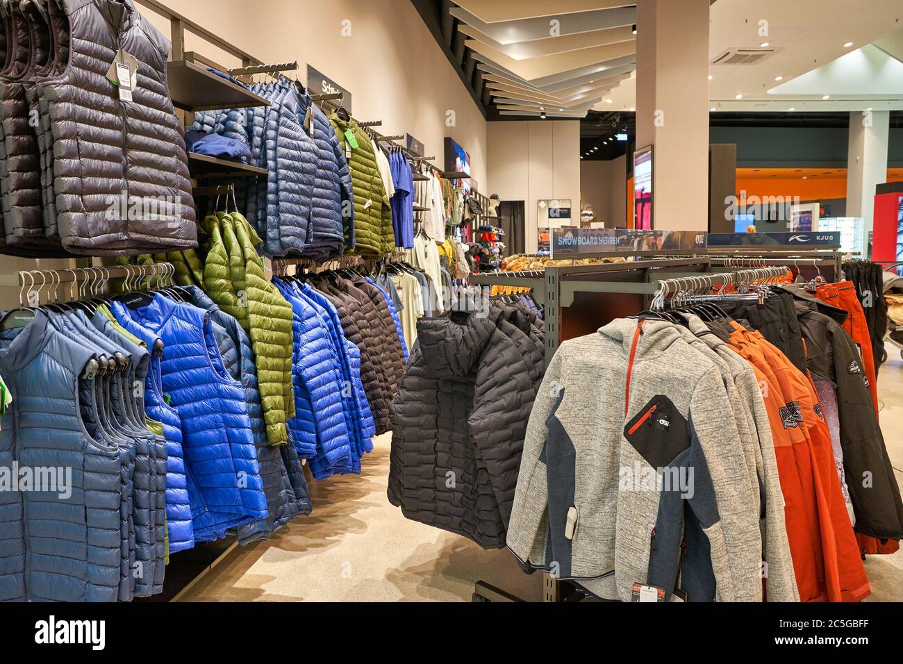 Shopping germany clothes hi-res stock photography and images - Page 28 -  Alamy