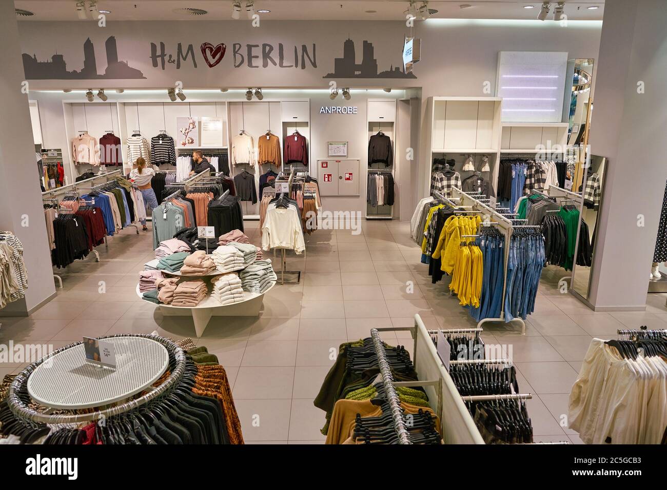 BERLIN, GERMANY - CIRCA SEPTEMBER, 2019: interior shot of H&M store in  Berlin Stock Photo - Alamy