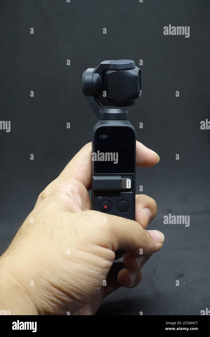DJI Osmo Pocket, a pocket size gimbal camera that can shoot 12mp photos and  4K resolution video, perfect companion for travel Stock Photo - Alamy