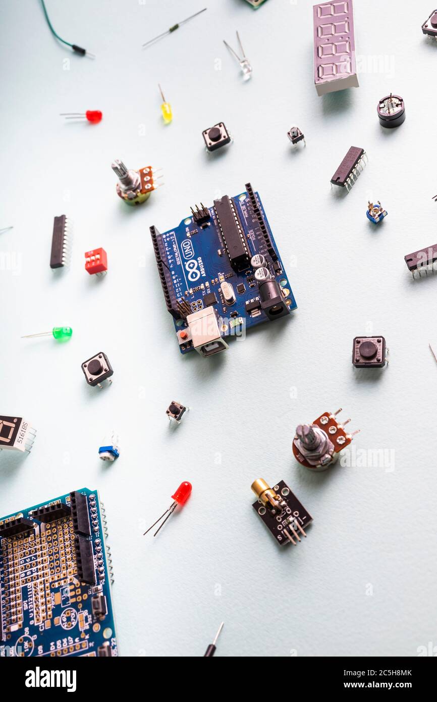 Sankt-Petersburg, Russia - February 28, 2020: Arduino UNO board on light  background. Micro eleectronics arduino DIY components. Microcontrollers,  boar Stock Photo - Alamy