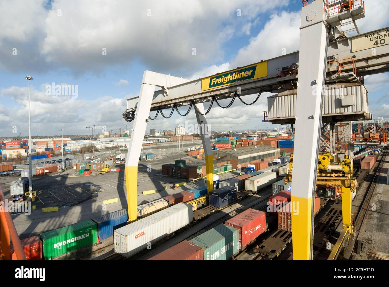 Rail mounted crane and shipping containers at Manchester Euroterminal ...