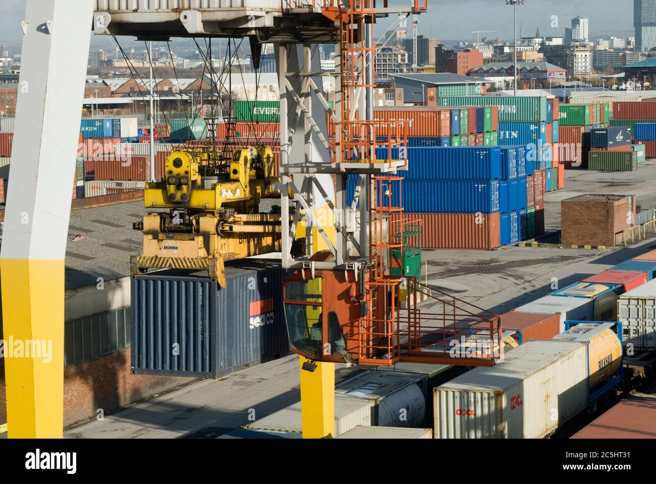 Rail mounted crane and shipping containers at Manchester Euroterminal ...