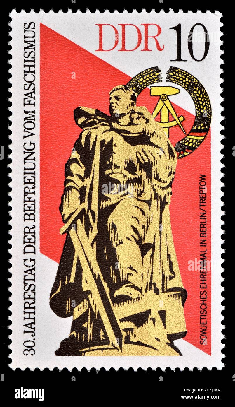 East German postage stamp (1975) : 30th Anniversary of Freedom from Fascism. Soviet Memorial in Berlin Stock Photo