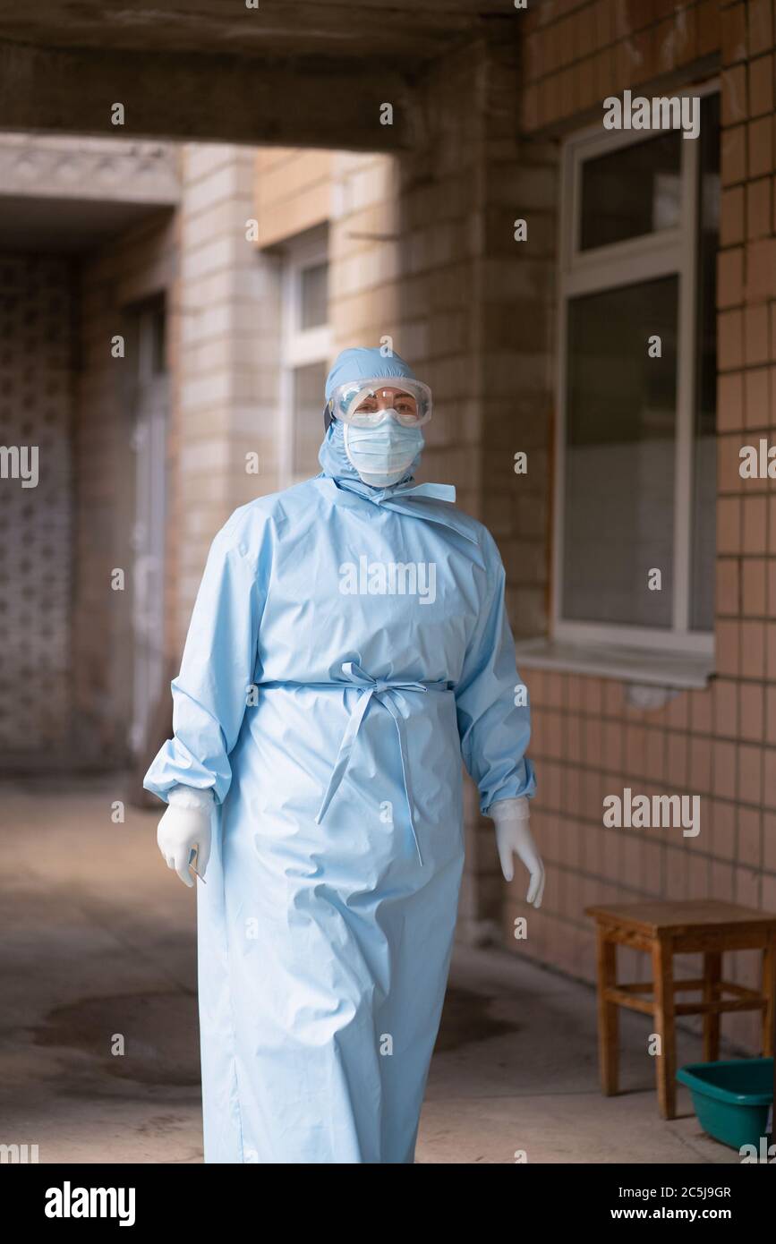 Ukraine war female medic hi-res stock photography and images - Alamy