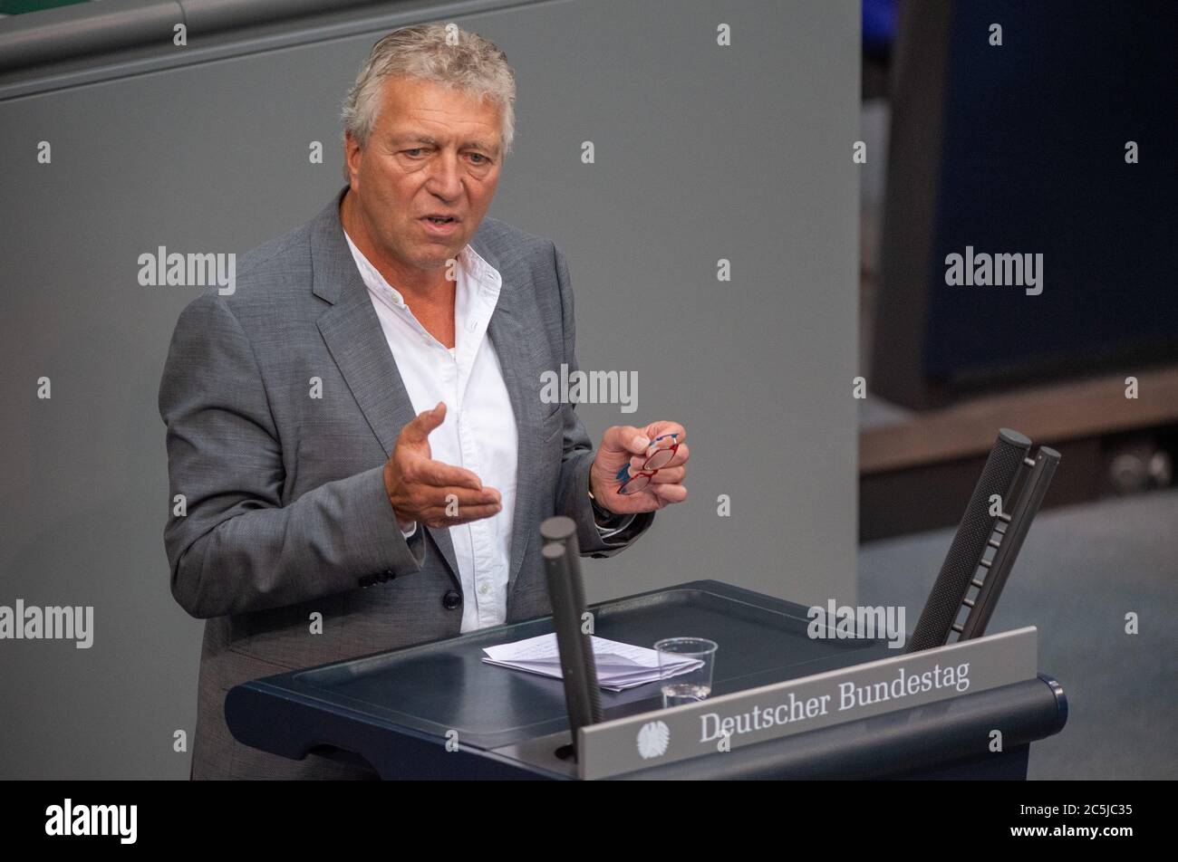 Berlin, Germany. 03rd July, 2020. Rainer Spiering (SPD) speaks in the plenary session of the German Bundestag. The main topics of the 171st session of the 19th legislative period are the adoption of the Coal Exit Act, a topical issue on the excesses of violence in Stuttgart, as well as debates on electoral law reform, the protection of electronic patient data, the welfare of farm animals and the German chairmanship of the UN Security Council. Credit: Christophe Gateau/dpa/Alamy Live News Stock Photo