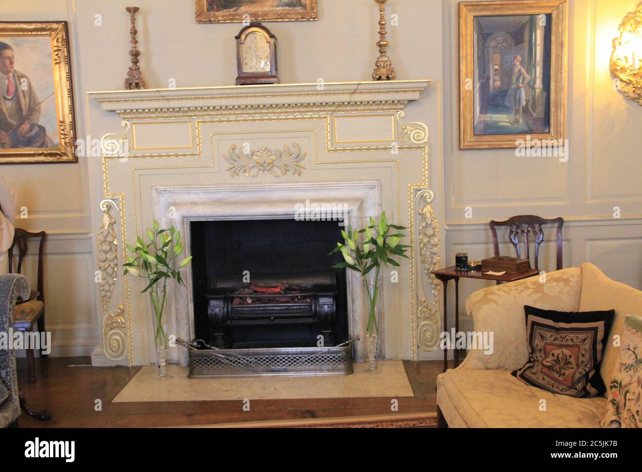 Neo jacobean style hires stock photography and images Alamy