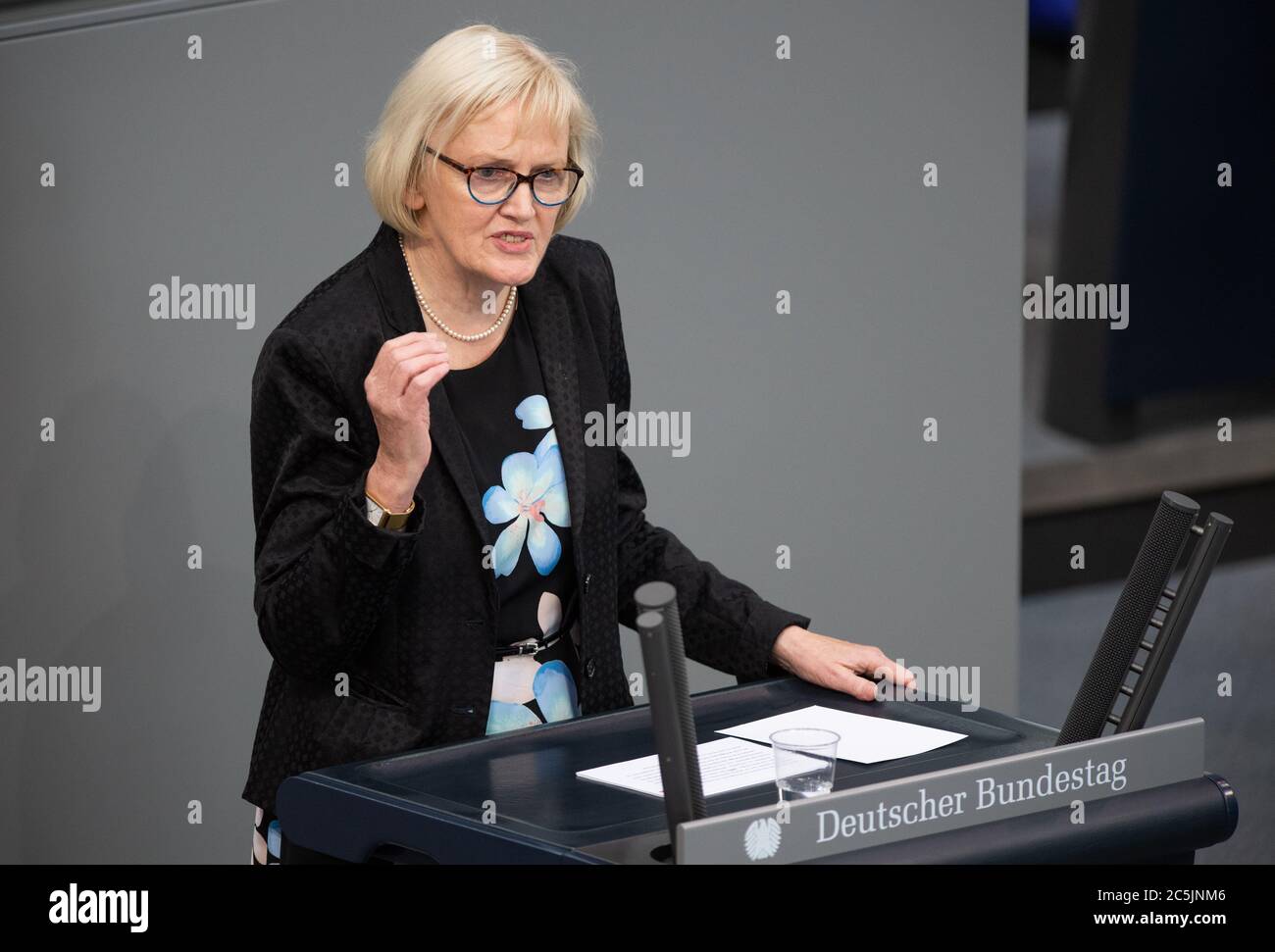 Berlin, Germany. 03rd July, 2020. Ursula Schulte (SPD) speaks in the plenary session of the German Bundestag. The main topics of the 171st session of the 19th legislative period are the adoption of the Coal Exit Act, a topical hour on the excesses of violence in Stuttgart, as well as debates on electoral law reform, the protection of electronic patient data, the welfare of farm animals and the German chairmanship of the UN Security Council. Credit: Christophe Gateau/dpa/Alamy Live News Stock Photo